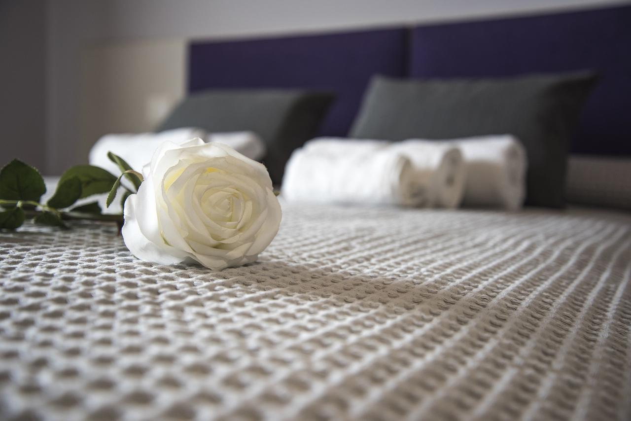 Michela Bb & Relais Bed and Breakfast Lonato Eksteriør billede
