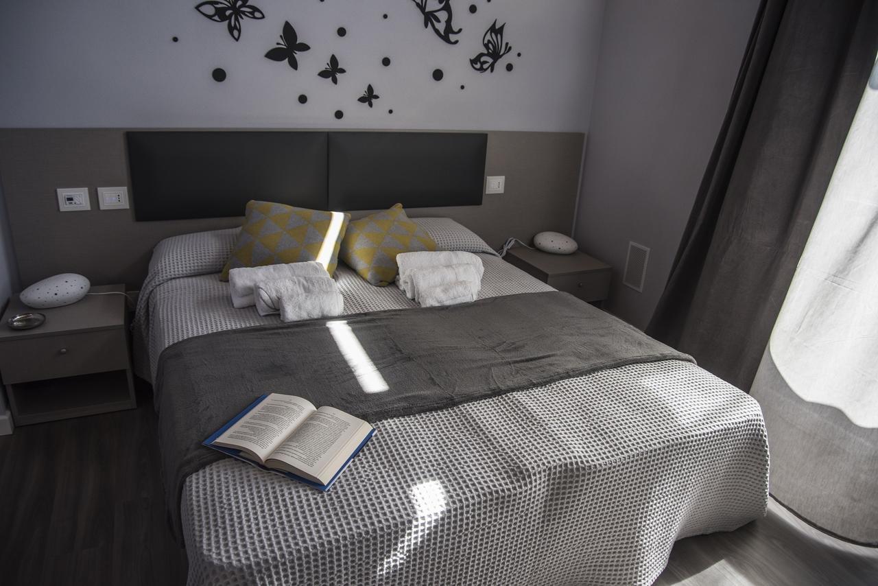 Michela Bb & Relais Bed and Breakfast Lonato Eksteriør billede